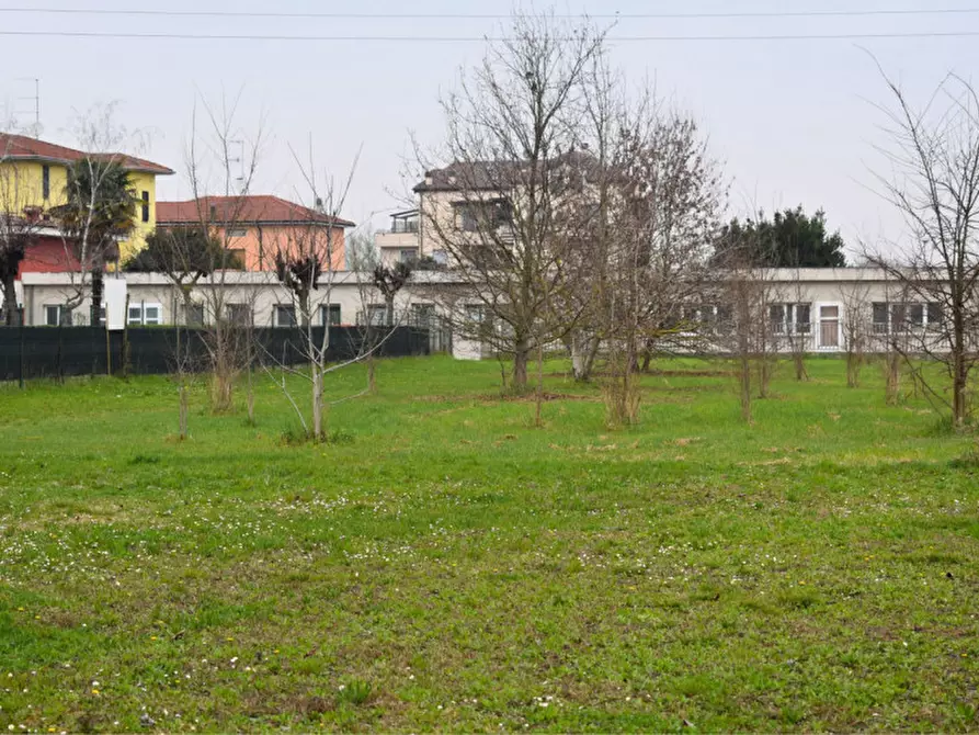 Immagine 4 di Terreno in vendita  in via benedetta a Parma