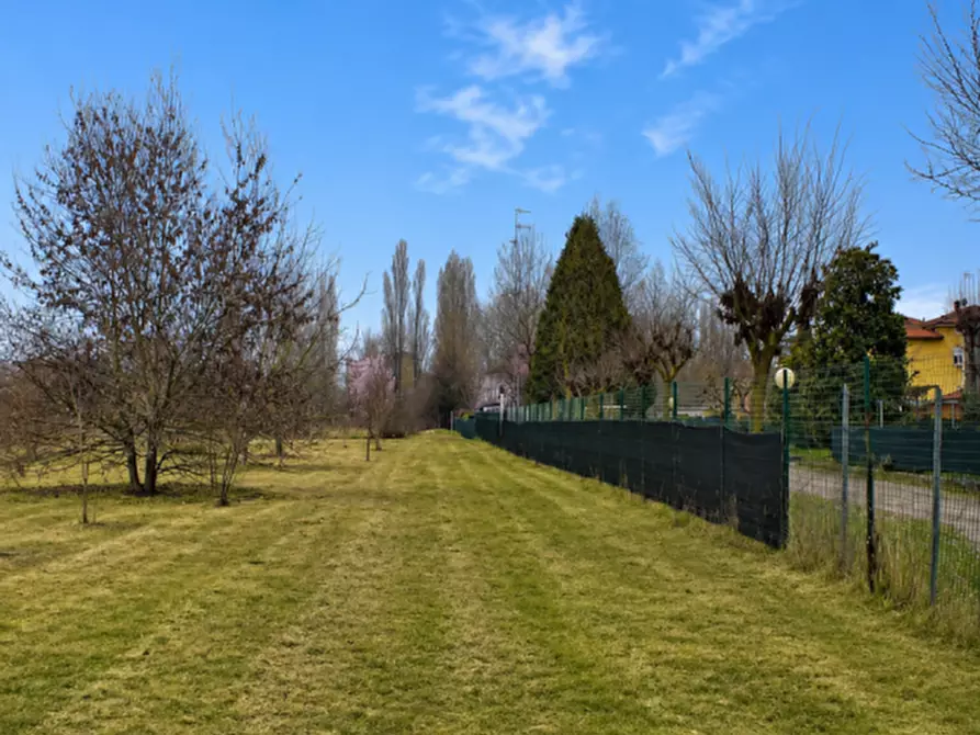 Immagine 6 di Terreno in vendita  in via benedetta a Parma