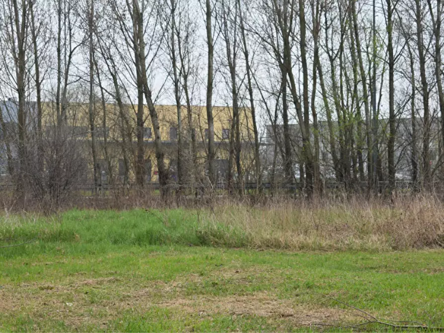 Immagine 14 di Terreno in vendita  in via benedetta a Parma