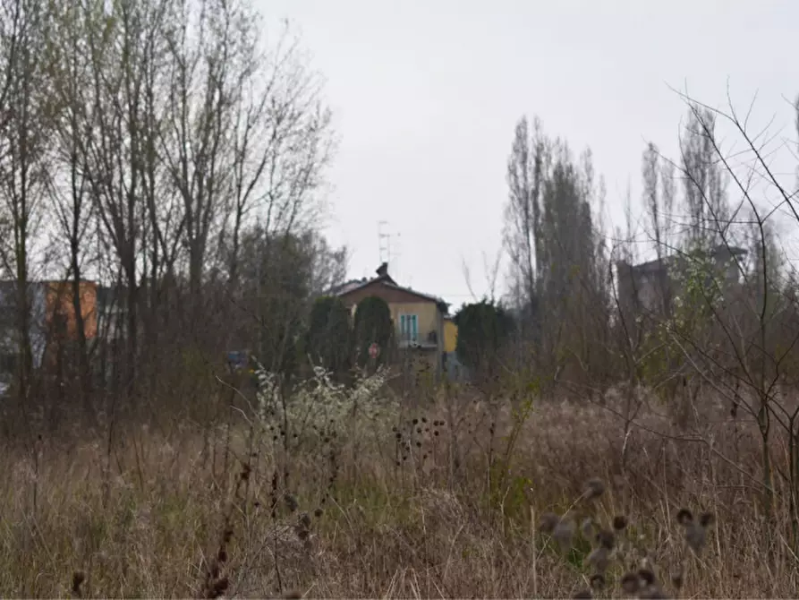 Immagine 32 di Terreno in vendita  in via benedetta a Parma