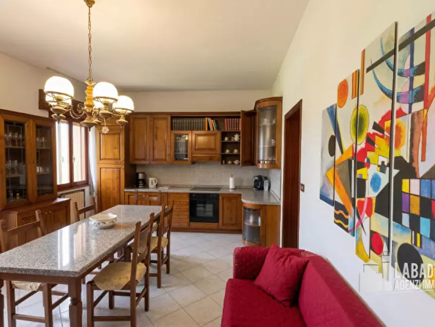 Immagine 4 di Casa bifamiliare in vendita  in Piazza Guglielmo Marconi 236 a Bagnolo Di Po