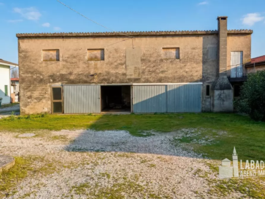 Immagine 8 di Casa bifamiliare in vendita  in Piazza Guglielmo Marconi 236 a Bagnolo Di Po