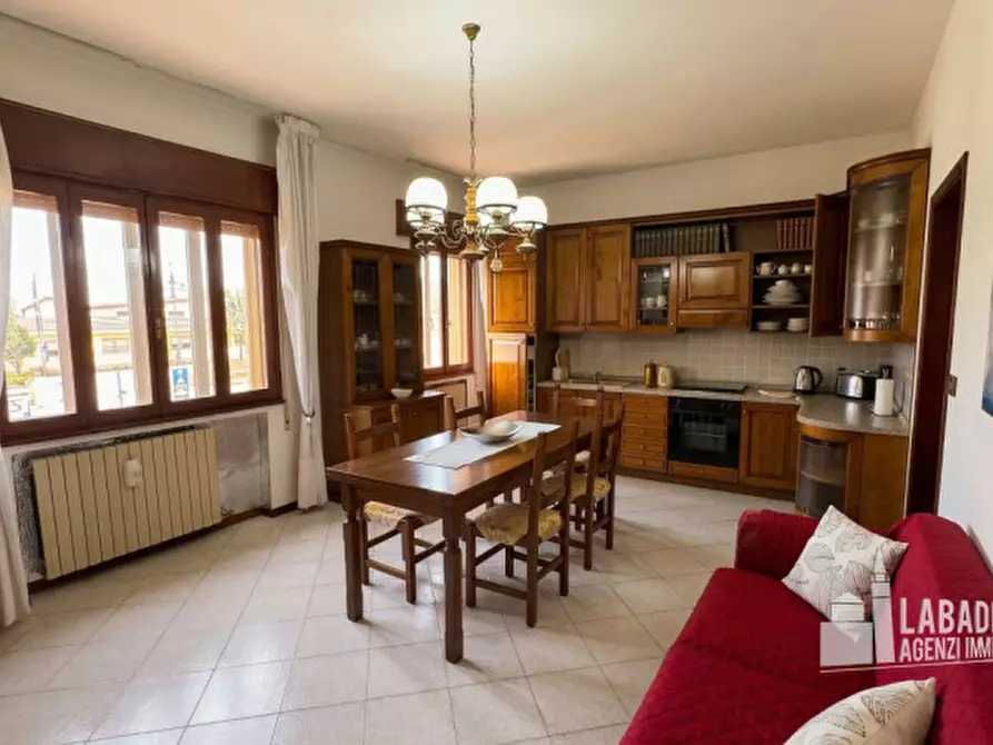 Immagine 26 di Casa bifamiliare in vendita  in Piazza Guglielmo Marconi 236 a Bagnolo Di Po