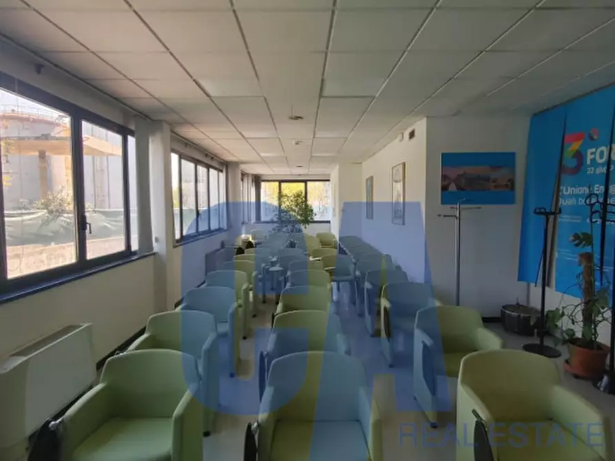 Immagine 7 di Palazzo in vendita  in VIA MASCAGNI P. a Cologno Monzese