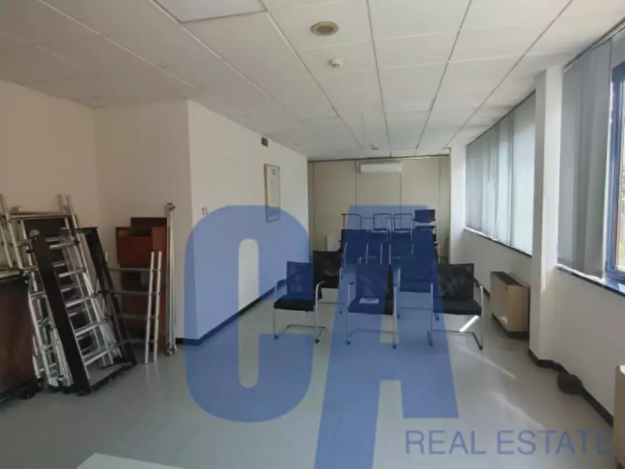 Immagine 9 di Ufficio in vendita  in VIA GRANDI A. a Vimodrone