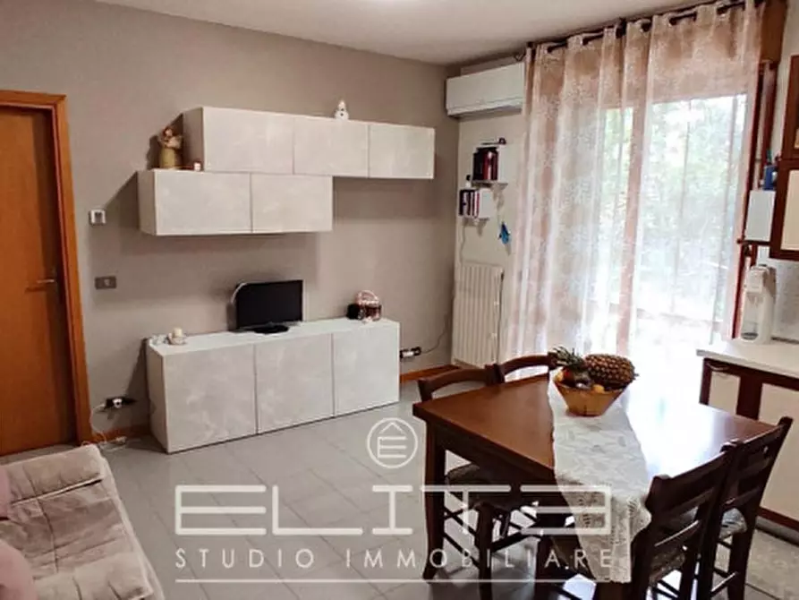 Immagine 2 di Appartamento in vendita  in VIA MIGLIOLI a Ancona