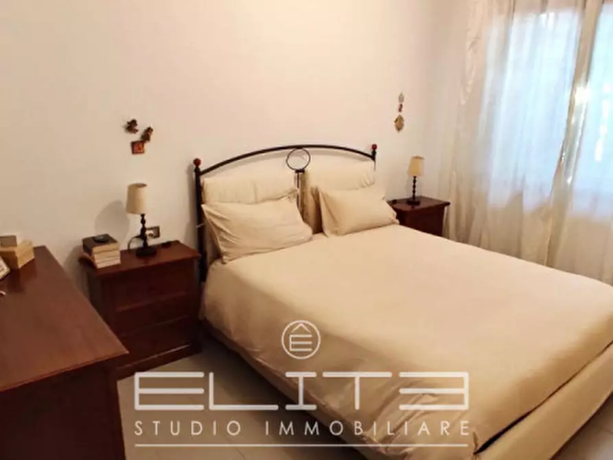 Immagine 4 di Appartamento in vendita  in VIA MIGLIOLI a Ancona