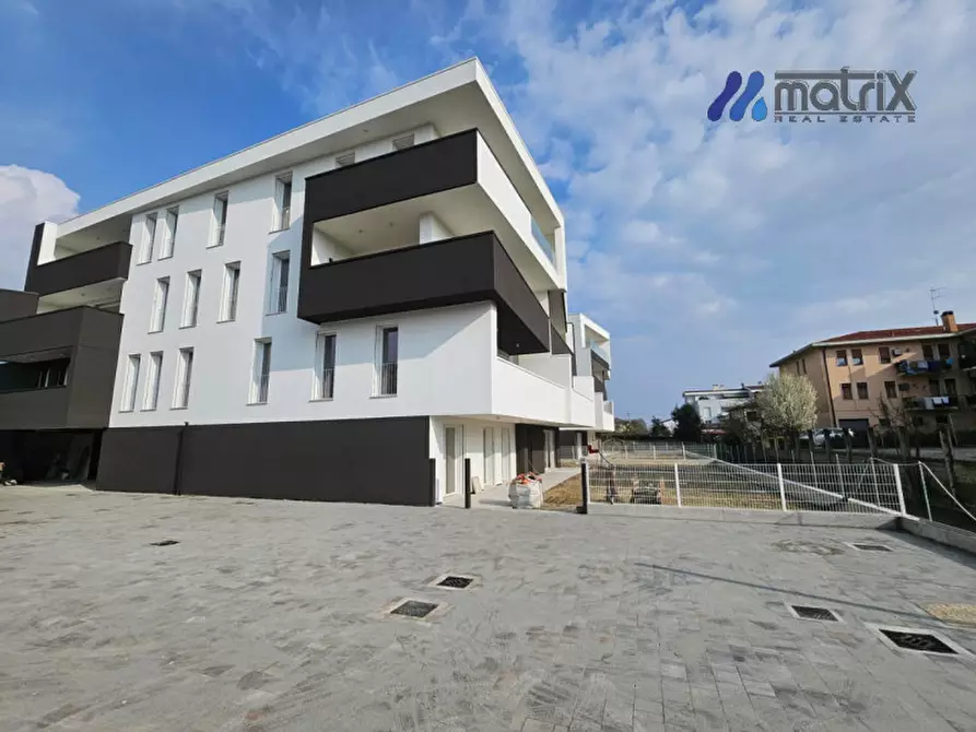 Immagine 33 di Appartamento in vendita  in Via Argine Sinistro 25 a Dolo