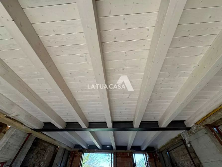 Immagine 3 di Appartamento in vendita  a Villafranca Di Verona