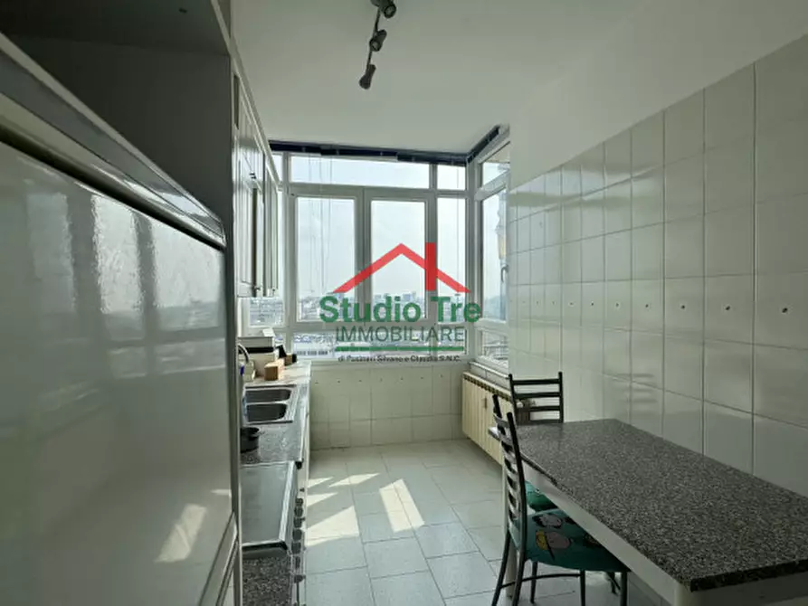 Immagine 9 di Appartamento in vendita  in Corso del Popolo 231 a Venezia