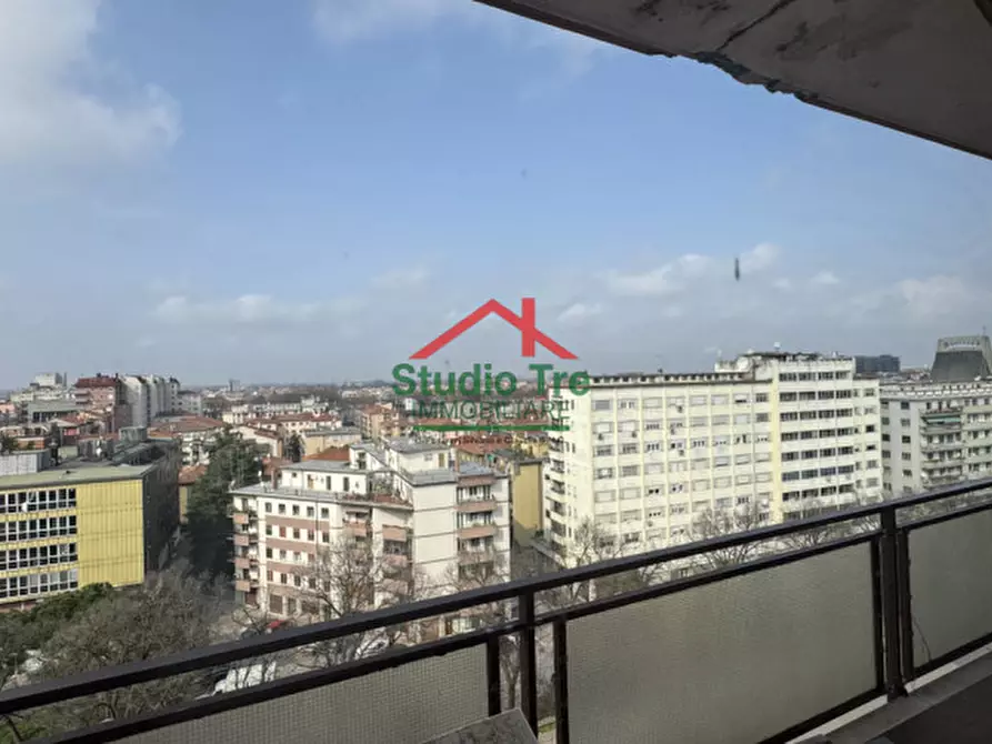 Immagine 20 di Appartamento in vendita  in Corso del Popolo 231 a Venezia