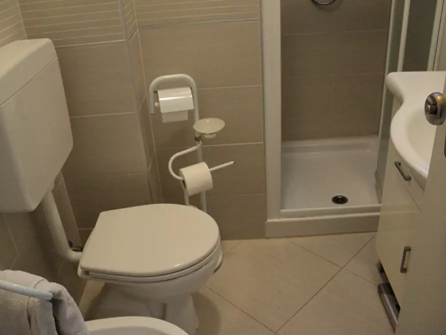 Immagine 9 di Villetta a schiera in affitto  in VIALE MICHELANGELO 175 a Comacchio