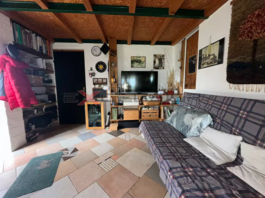 Immagine 1 di Bed & Breakfast in vendita  in Corso Mazzini 7 a Mesola