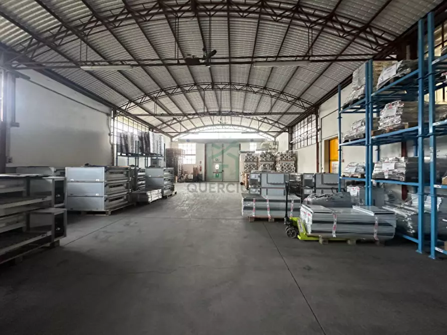 Immagine 6 di Capannone industriale in vendita  in Via Villa a Sommacampagna