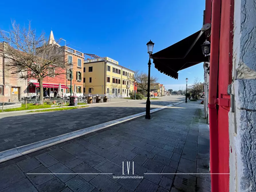 Immagine 5 di Negozio in vendita  in Rio Terà 14 a Venezia