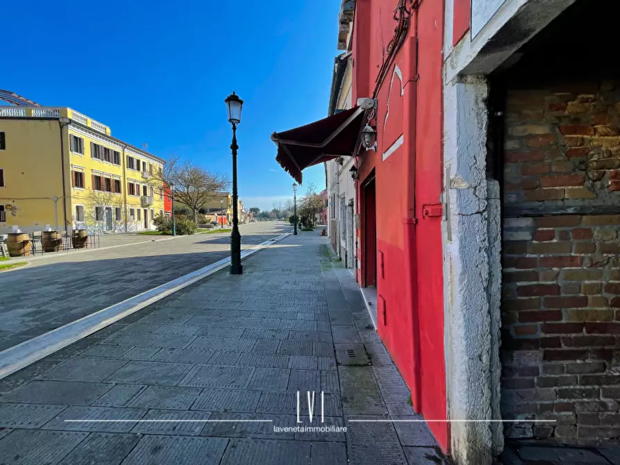 Immagine 8 di Negozio in vendita  in Rio Terà 14 a Venezia