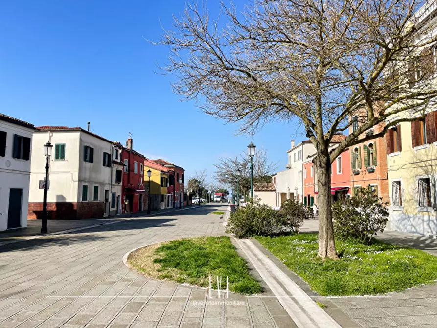 Immagine 14 di Negozio in vendita  in Rio Terà 14 a Venezia