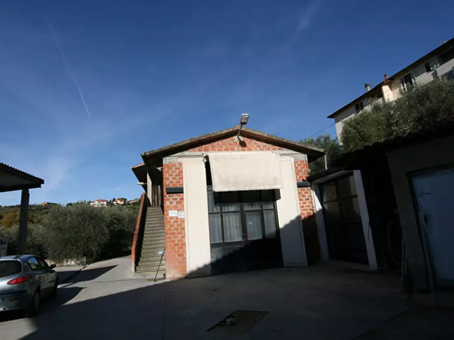 Immagine 13 di Rustico / casale in vendita  a Sinalunga