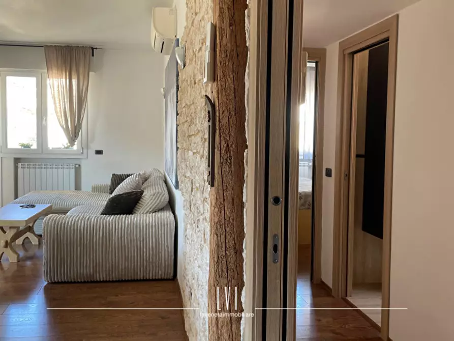 Immagine 32 di Appartamento in vendita  in Via Antoniotto Usodimare a Venezia