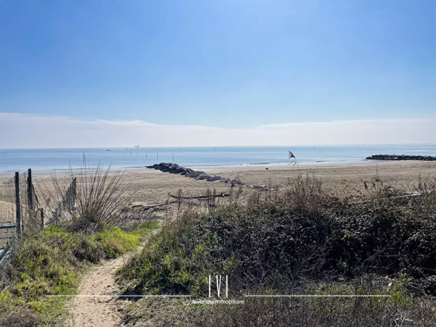 Immagine 38 di Appartamento in vendita  in Via Antoniotto Usodimare a Venezia