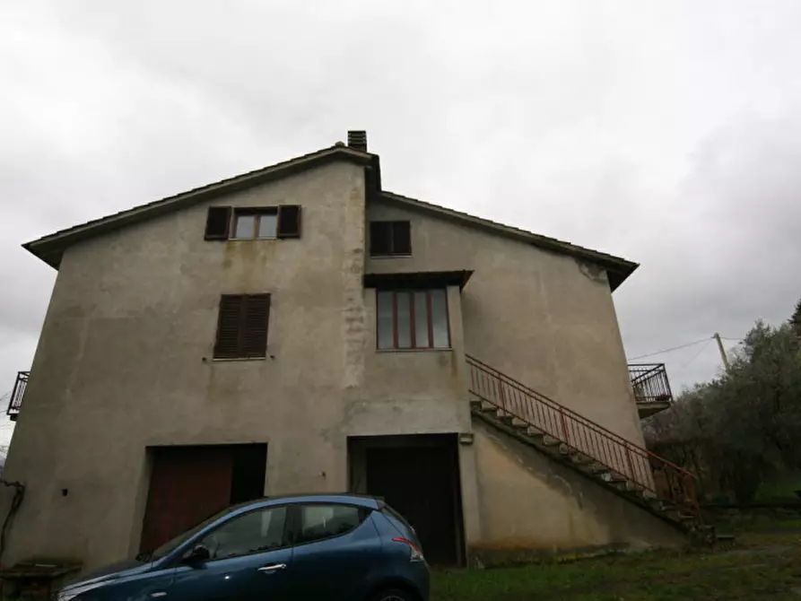 Immagine 3 di Casa indipendente in vendita  a Castiglione D'orcia