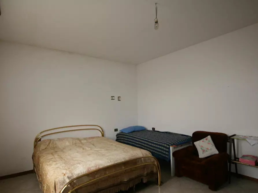 Immagine 33 di Casa indipendente in vendita  a Castiglione D'orcia