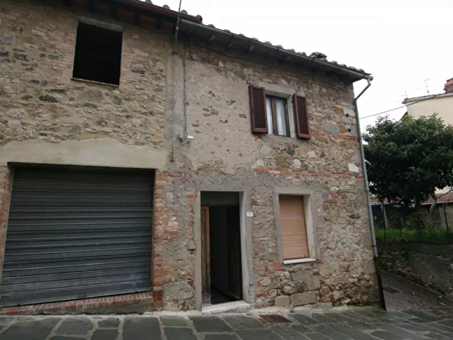 Immagine 4 di Casa indipendente in vendita  a Castiglione D'orcia