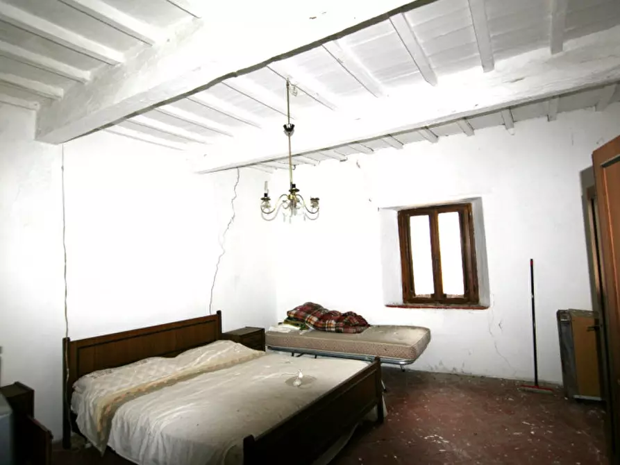 Immagine 12 di Casa indipendente in vendita  a Castiglione D'orcia