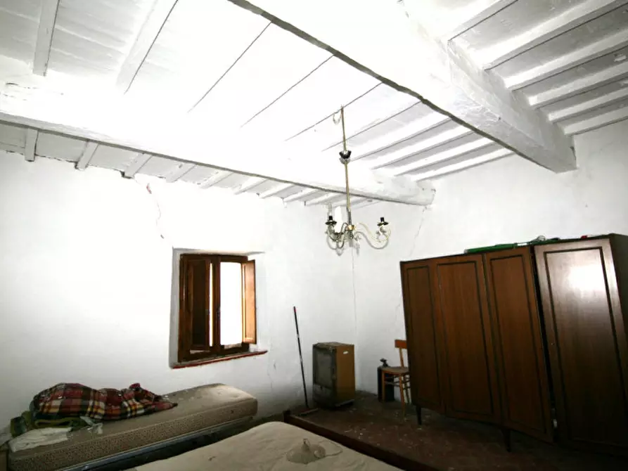 Immagine 13 di Casa indipendente in vendita  a Castiglione D'orcia