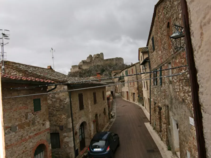 Immagine 15 di Casa indipendente in vendita  a Castiglione D'orcia