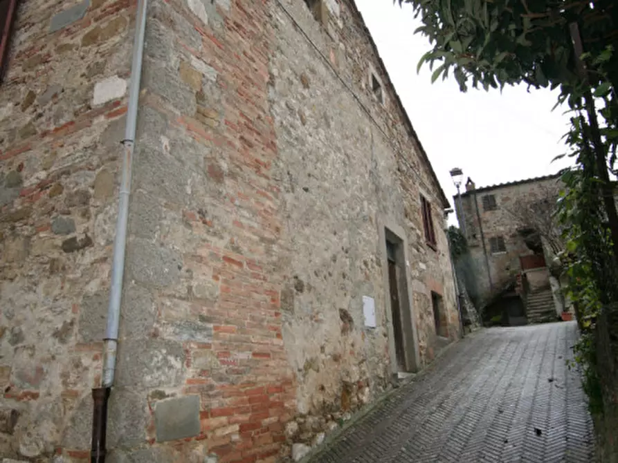 Immagine 21 di Casa indipendente in vendita  a Castiglione D'orcia