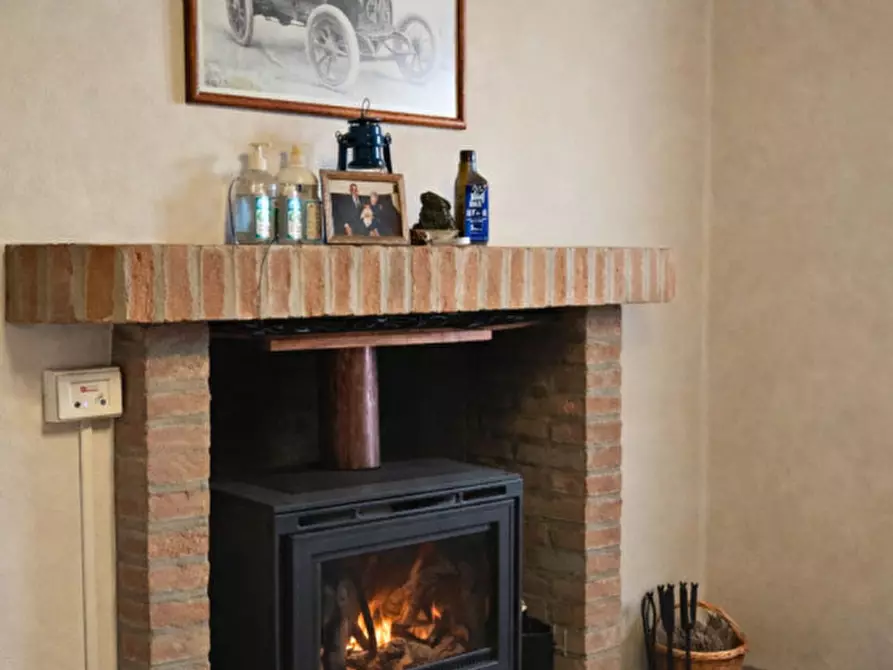 Immagine 6 di Rustico / casale in vendita  in via Costa a Fornovo Di Taro