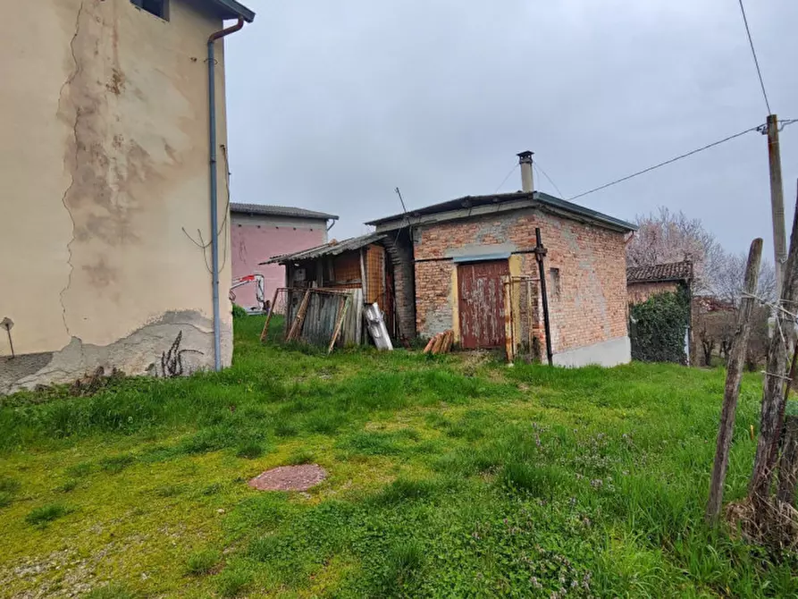 Immagine 38 di Rustico / casale in vendita  in via Costa a Fornovo Di Taro