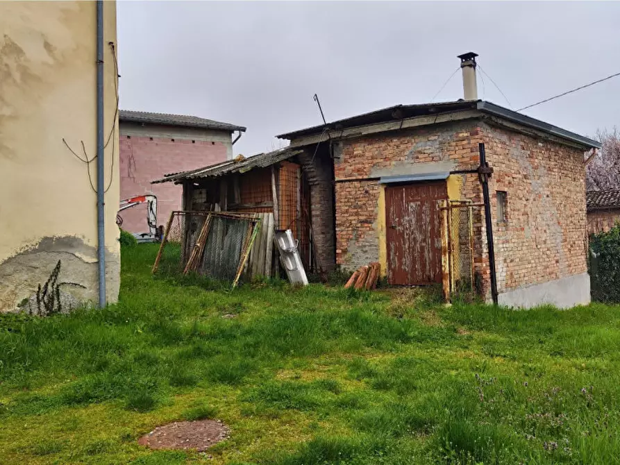 Immagine 39 di Rustico / casale in vendita  in via Costa a Fornovo Di Taro