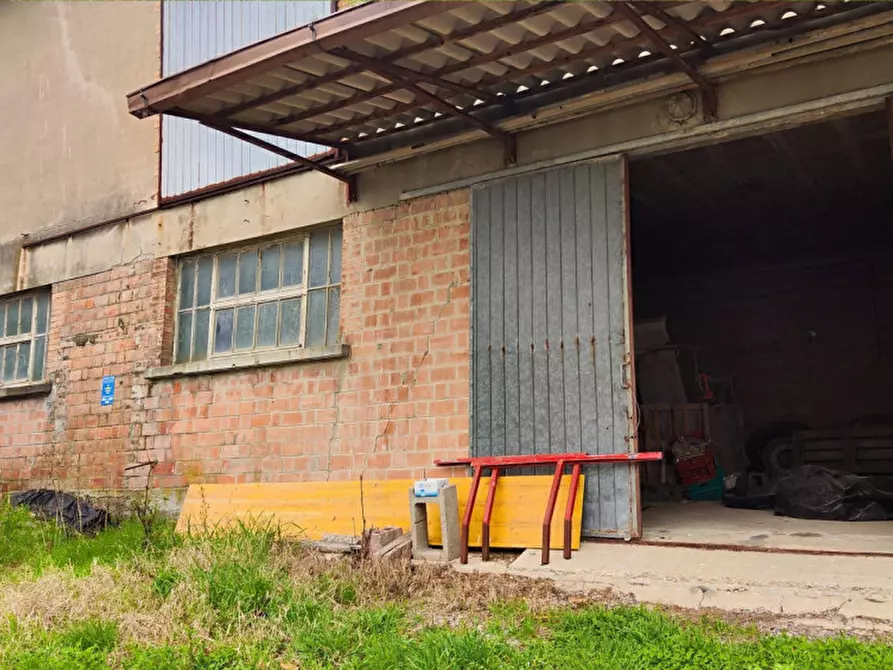 Immagine 43 di Rustico / casale in vendita  in via Costa a Fornovo Di Taro