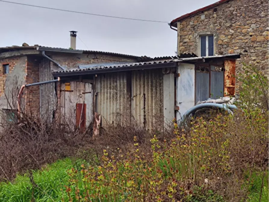 Immagine 59 di Rustico / casale in vendita  in via Costa a Fornovo Di Taro