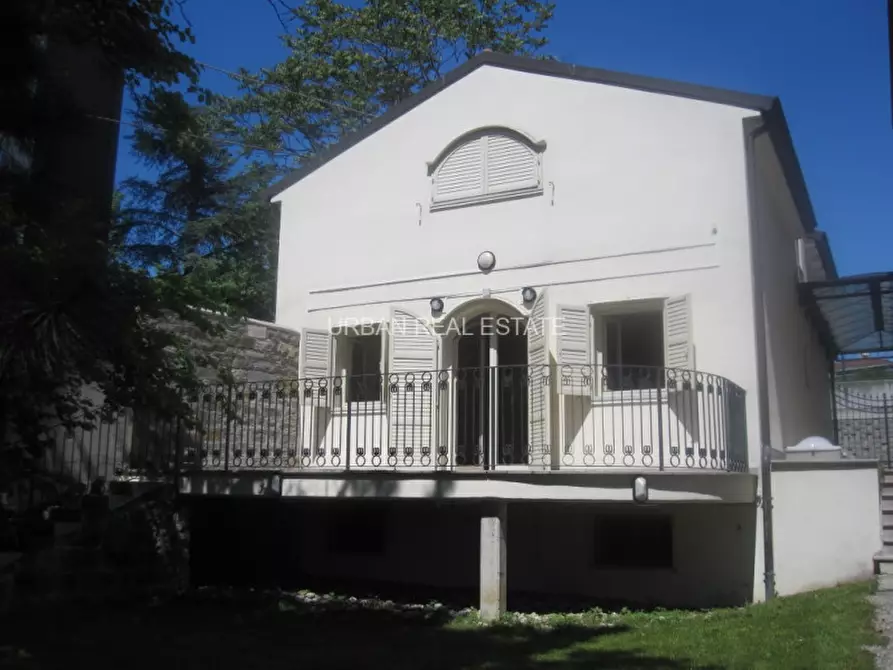 Immagine 2 di Casa indipendente in affitto  in Via Combi 1 a Trieste