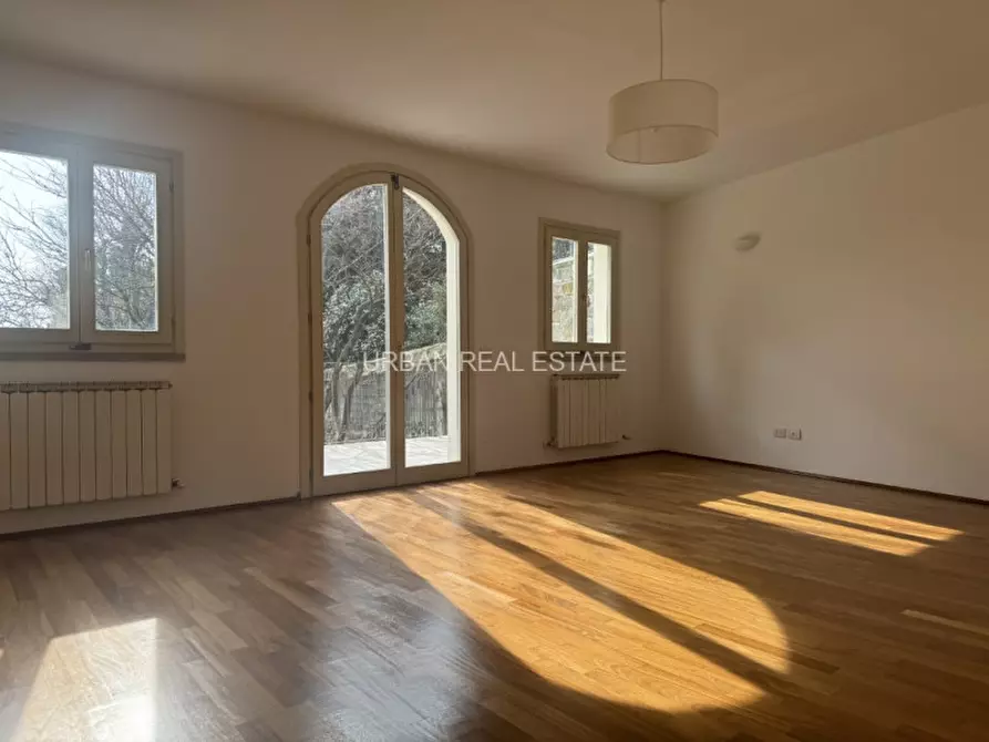 Immagine 14 di Casa indipendente in affitto  in Via Combi 1 a Trieste