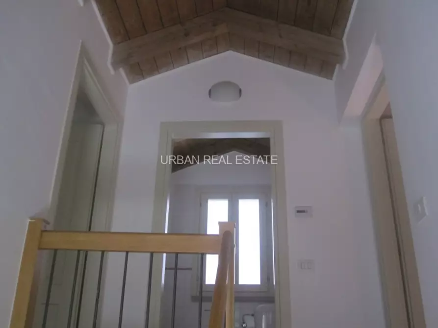 Immagine 23 di Casa indipendente in affitto  in Via Combi 1 a Trieste