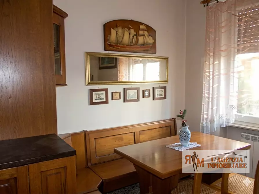 Immagine 6 di Appartamento in vendita  in Piazza Vincenzo Cuoco a Terni