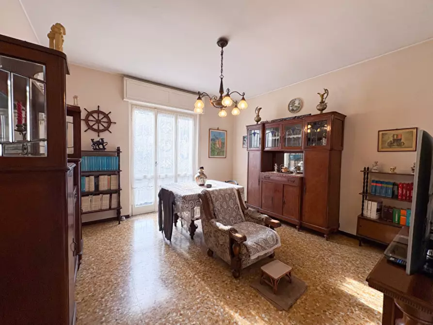 Immagine 11 di Villa in vendita  in Via Donatori di Sangue 14 a Carate Brianza