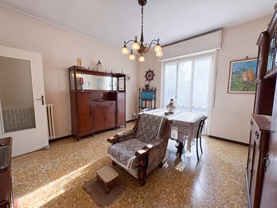 Immagine 14 di Villa in vendita  in Via Donatori di Sangue 14 a Carate Brianza