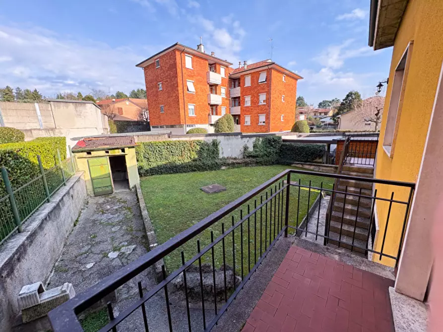 Immagine 25 di Villa in vendita  in Via Donatori di Sangue 14 a Carate Brianza