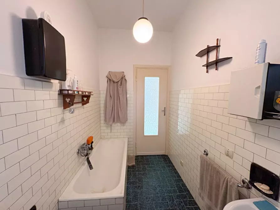 Immagine 31 di Villa in vendita  in Via Donatori di Sangue 14 a Carate Brianza