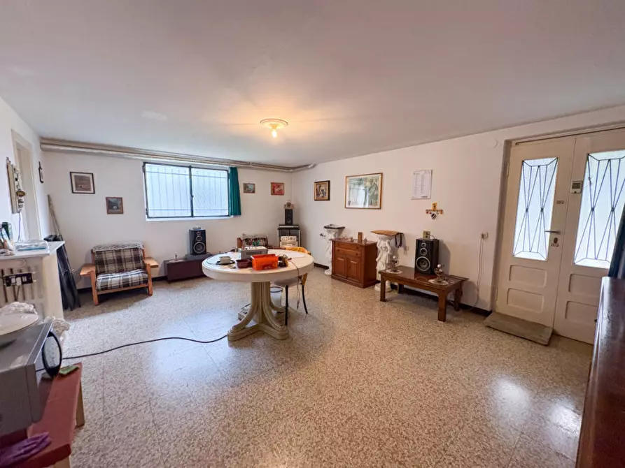 Immagine 32 di Villa in vendita  in Via Donatori di Sangue 14 a Carate Brianza