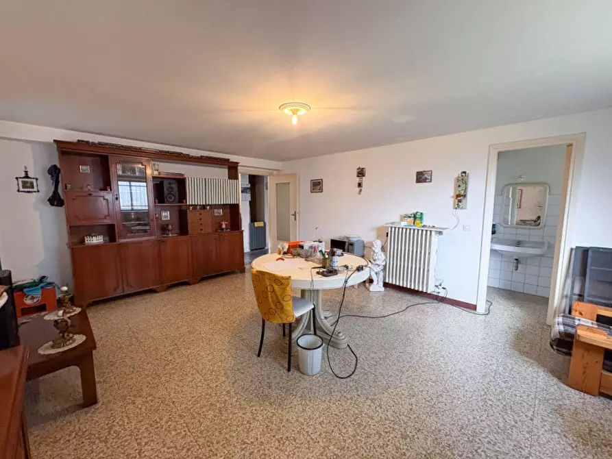 Immagine 34 di Villa in vendita  in Via Donatori di Sangue 14 a Carate Brianza