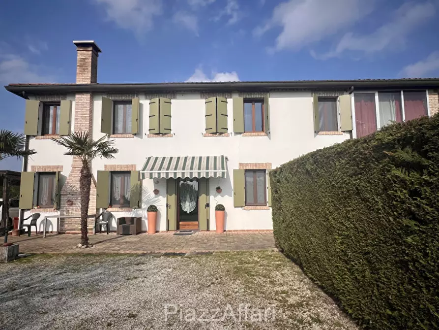 Immagine 35 di Casa indipendente in vendita  in Via Porto Superiore a Brugine