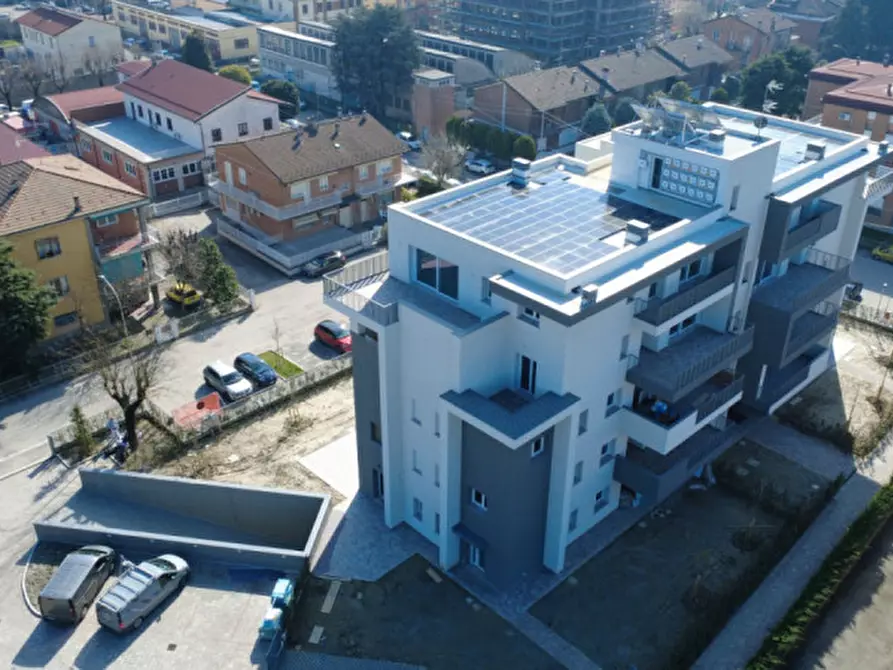 Immagine 16 di Appartamento in vendita  in via Fratelli Bandiera a Castenaso