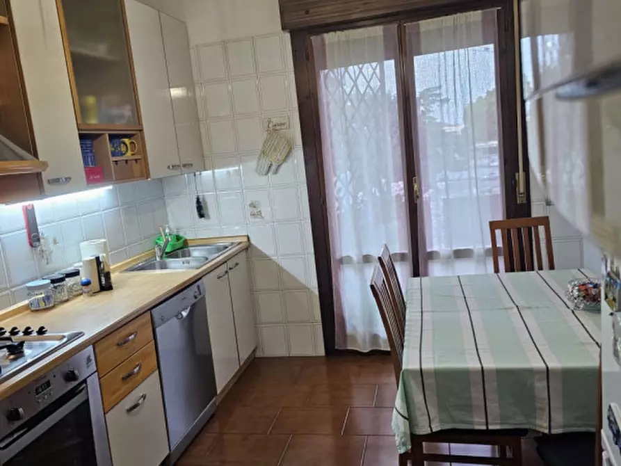 Immagine 5 di Appartamento in vendita  in Via Bressanone N°15 a Spinea