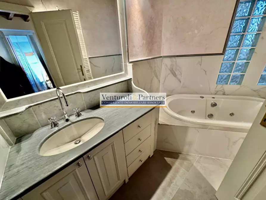 Immagine 15 di Appartamento in vendita  in Via Fratta a Botticino